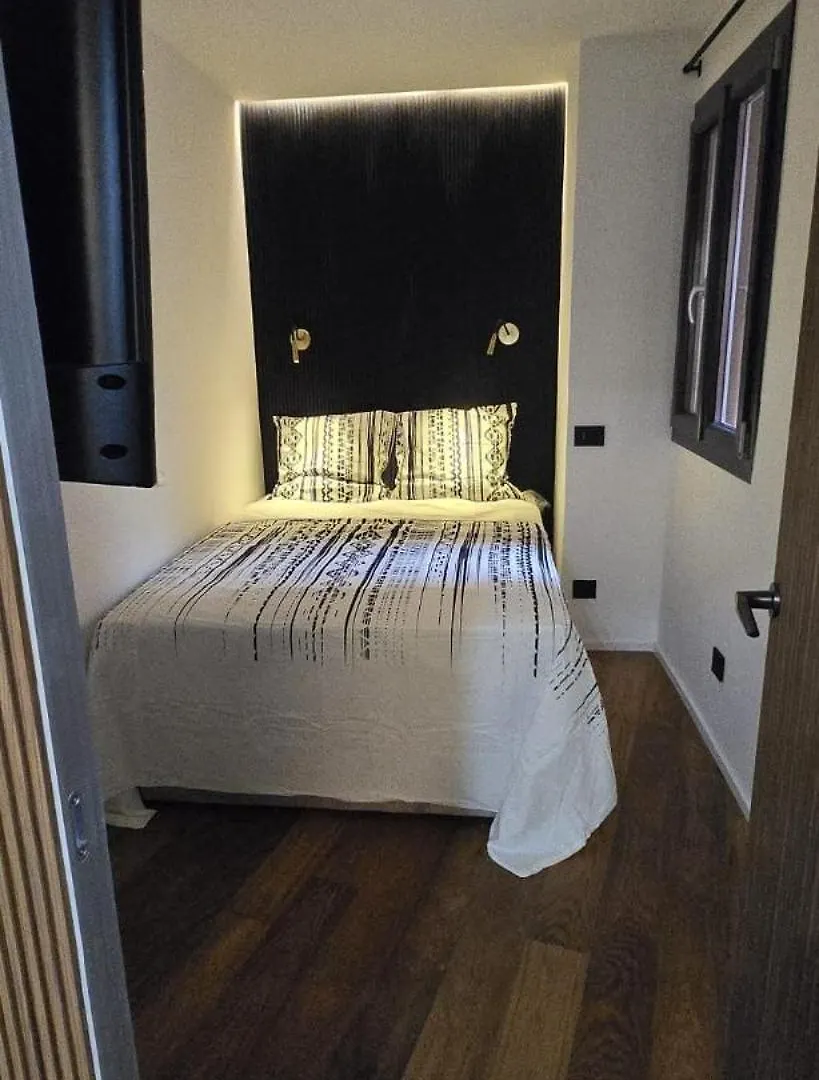Beausoleil, 30 Meters From Monaco Train Station Apartment 0*, Beausoleil
