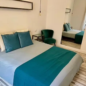 Appartement Bleu L'union, Beausoleil
